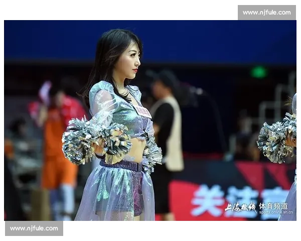 跨界风暴!模特转型篮球新星加盟上海大鲨鱼队 跨界风暴!模特转型篮球新星加盟上海大鲨鱼队